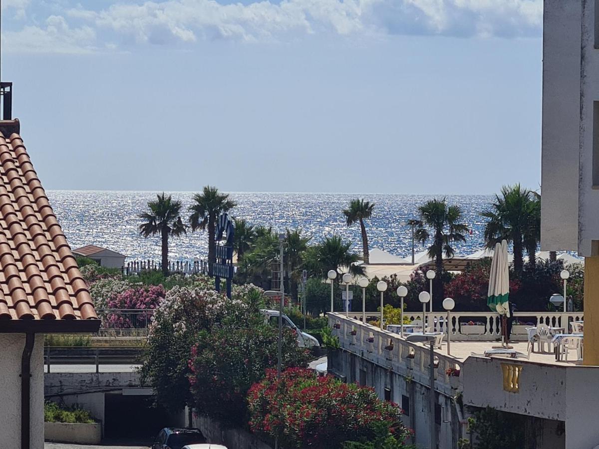 سكاليا B&B Al Quadrato المظهر الخارجي الصورة